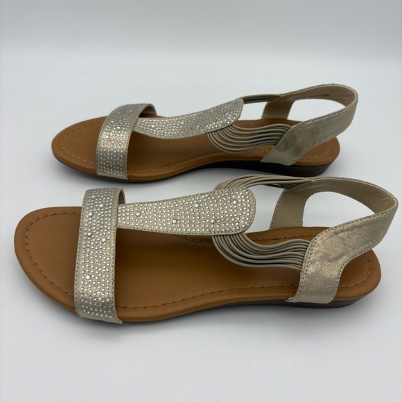 NWOB Bongo Zandra Gladiator Champagne Metallic Shimmer Sandals; Size 10 - Picture 6 of 11